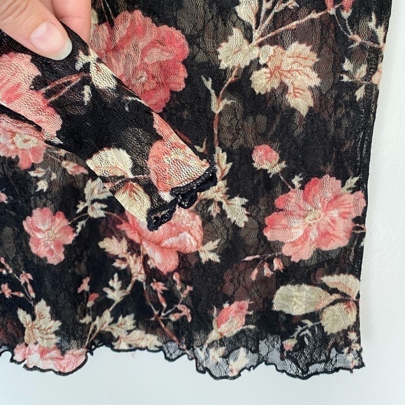 DENIM & Supply Floral Print Blouse Womens Size Medium Lettuce Trim, Button Front - Picture 4 of 6